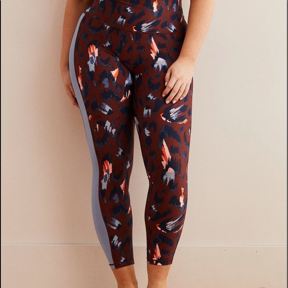 Aerie Move High Waisted Track 7/8 Legging